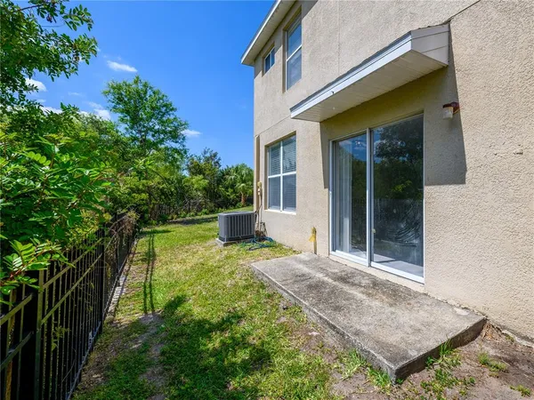 $1,950 | 9619 Carlsdale Drive, Riverview, FL 33578