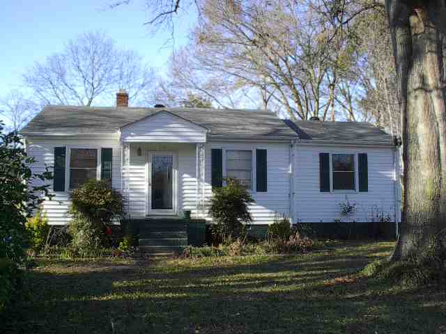 715 Crouch Drive Pendleton, SC 29670 - Photo 1 of 5 Gallery Image 1