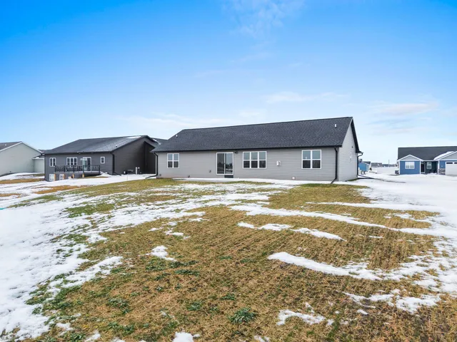 $499,900 | 3400 Beckett Lane, Kaukauna, WI 54130