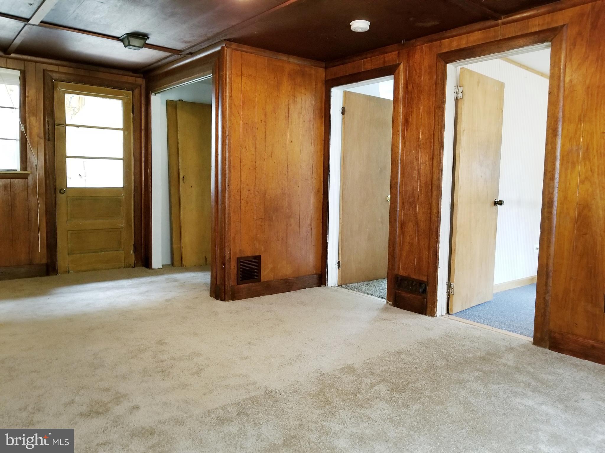930 Winslow Road Williamstown, NJ 08094 - Photo 22 of 31 Rec Room/Game Room with large storage closet