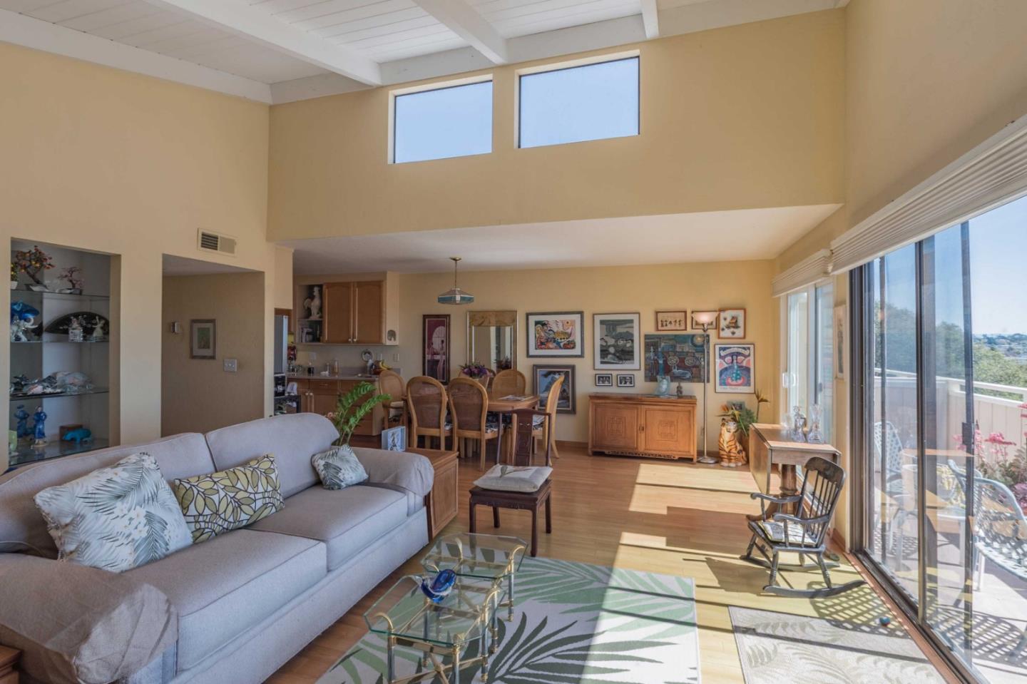 261 Sea Ridge Road, Unit 4 Aptos, CA 95003 - Photo 4 of 32 Gallery Image 4