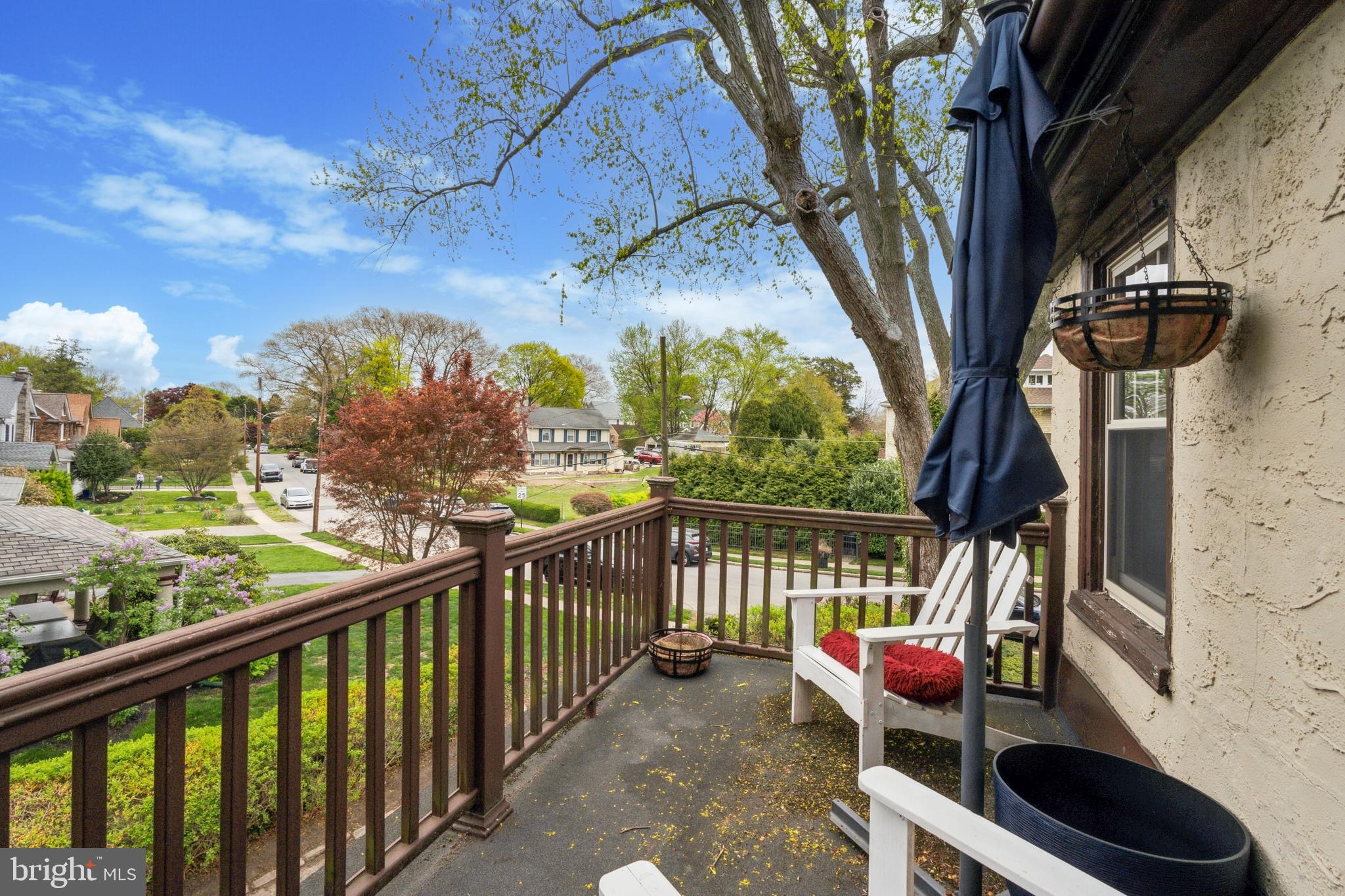 2501 West Darby Road Havertown, PA 19083 - Photo 29 of 30 a view of a two chair in the balcony