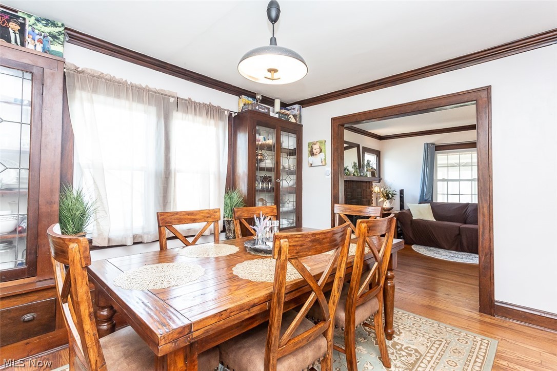 1368 Churchill Road Lyndhurst, OH 44124 - Photo 9 of 30 Gallery Image 9
