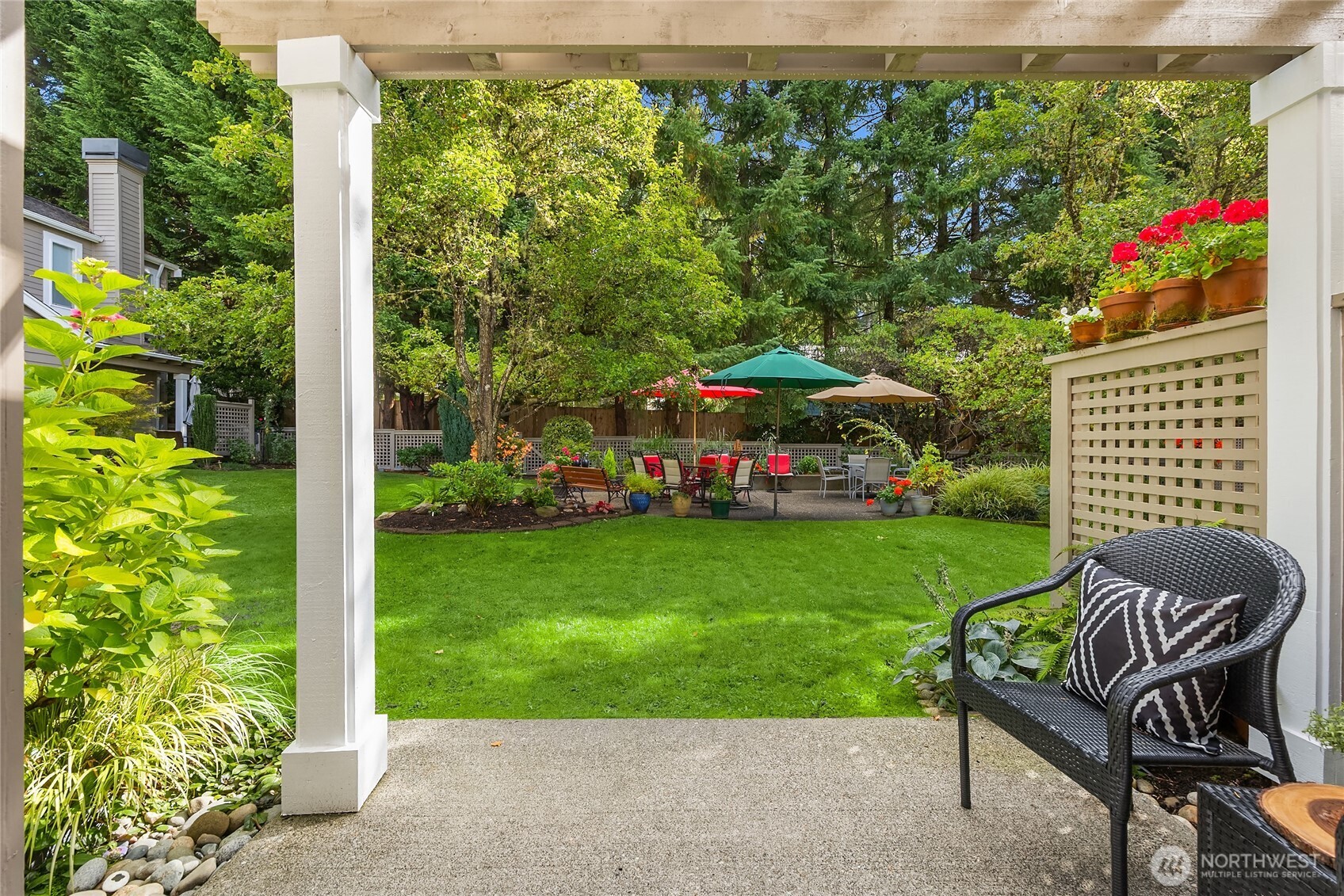 1230 Weaver Road Northwest, Unit C5 Bainbridge Island, WA 98110 - Photo 13 of 33 Gallery Image 13