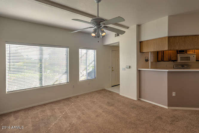 7101 West Beardsley Road, Unit 611 Glendale, AZ 85308 - Photo 3 of 18 7101 W Beardsley Rd 611-small-003-3-Livi
