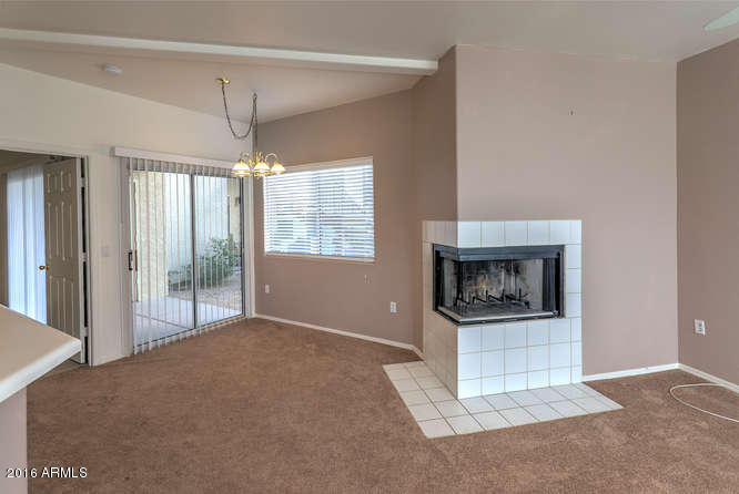 7101 West Beardsley Road, Unit 611 Glendale, AZ 85308 - Photo 5 of 18 7101 W Beardsley Rd 611-small-005-11-Liv
