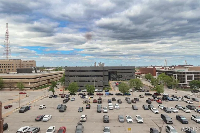 $163,900 | 1015 Washington Avenue, Unit 507, St. Louis, MO 63101