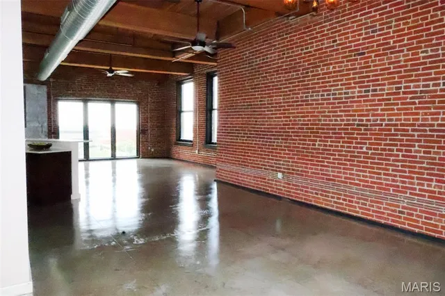 $163,900 | 1015 Washington Avenue, Unit 507, St. Louis, MO 63101