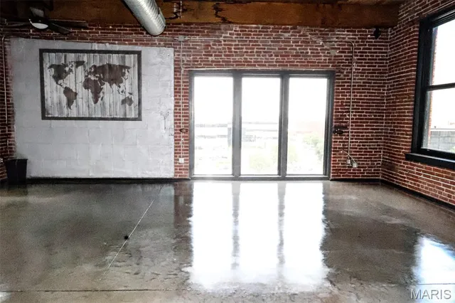 $163,900 | 1015 Washington Avenue, Unit 507, St. Louis, MO 63101