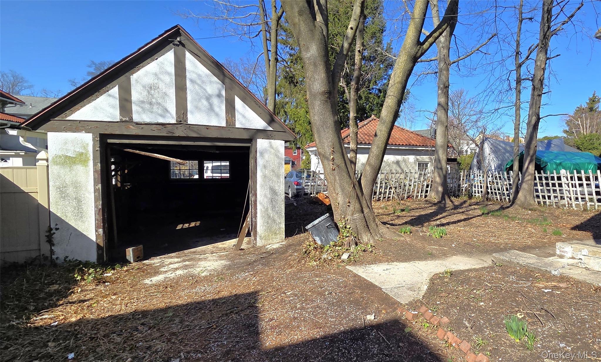 540 Webster Avenue New Rochelle, NY 10801 - Photo 18 of 18 One-Car Garage and Back Yard