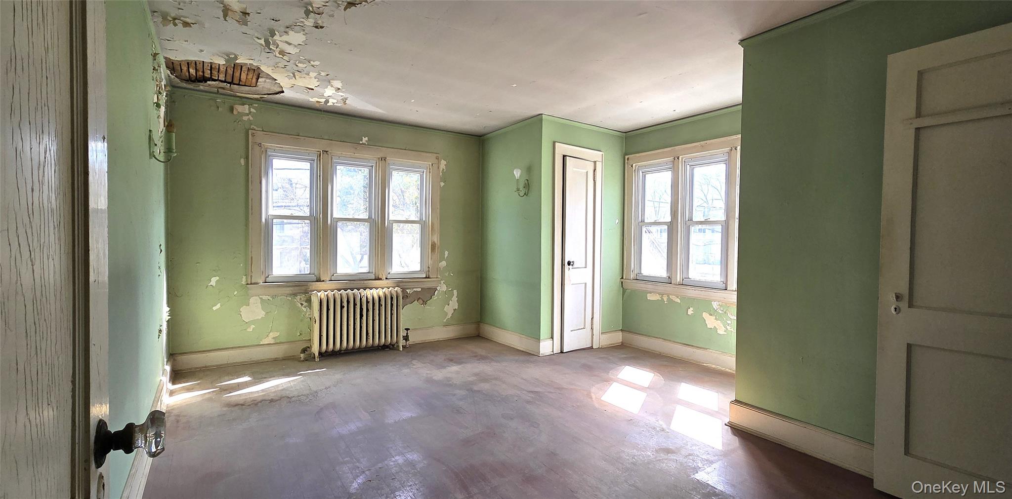 540 Webster Avenue New Rochelle, NY 10801 - Photo 8 of 18