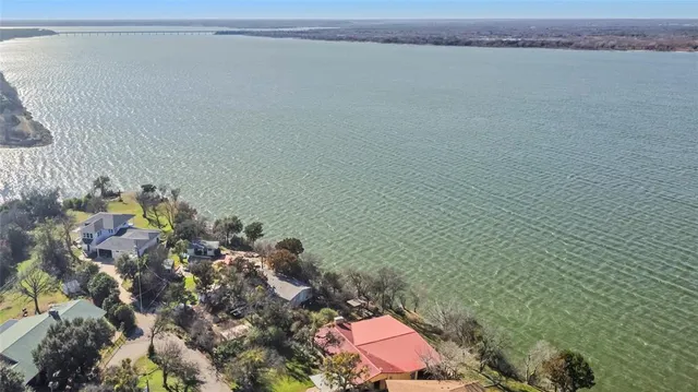 $570,000 | 104 Navajo Trail, Whitney, TX 76692