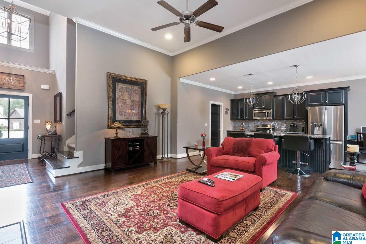 311 Dunrobin Circle Pelham, AL 35124 - Photo 4 of 50