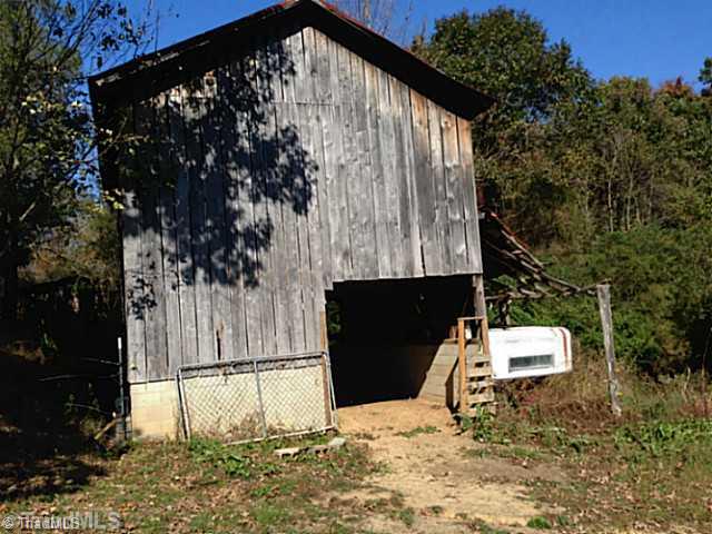 1661 Trinity Church Road Pinnacle, NC 27043 - Photo 5 of 15 Stable/Barn.