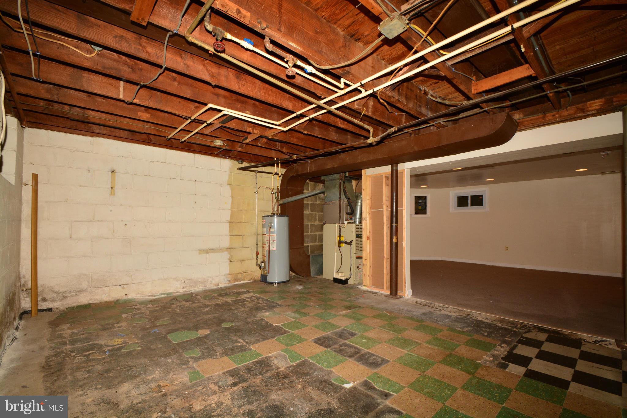 7462 Berkshire Road Baltimore, MD 21224 - Photo 18 of 30 Bath (Master)