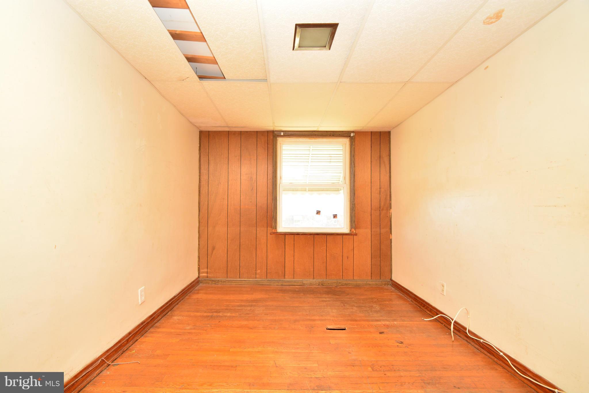 7462 Berkshire Road Baltimore, MD 21224 - Photo 27 of 30 Bedroom