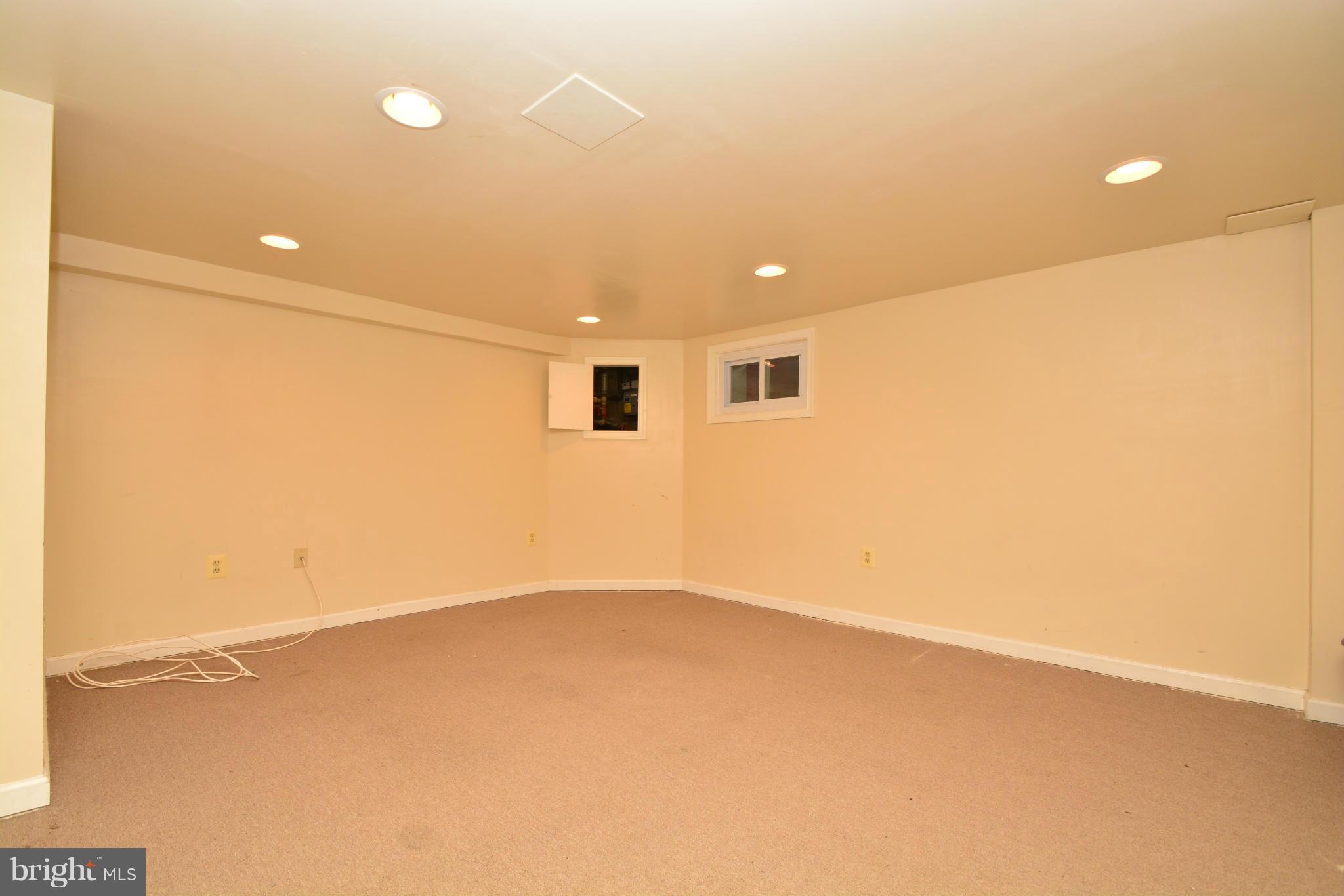 7462 Berkshire Road Baltimore, MD 21224 - Photo 9 of 30 Basement