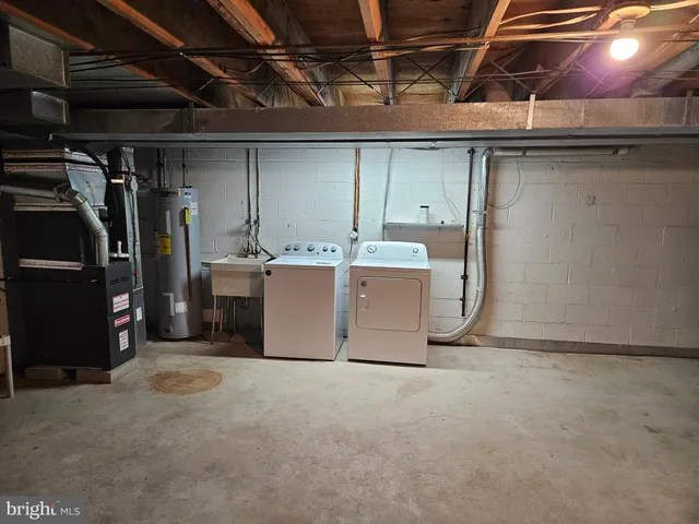 $1,795 | 137 Lorraine Avenue, Oreland, PA 19075