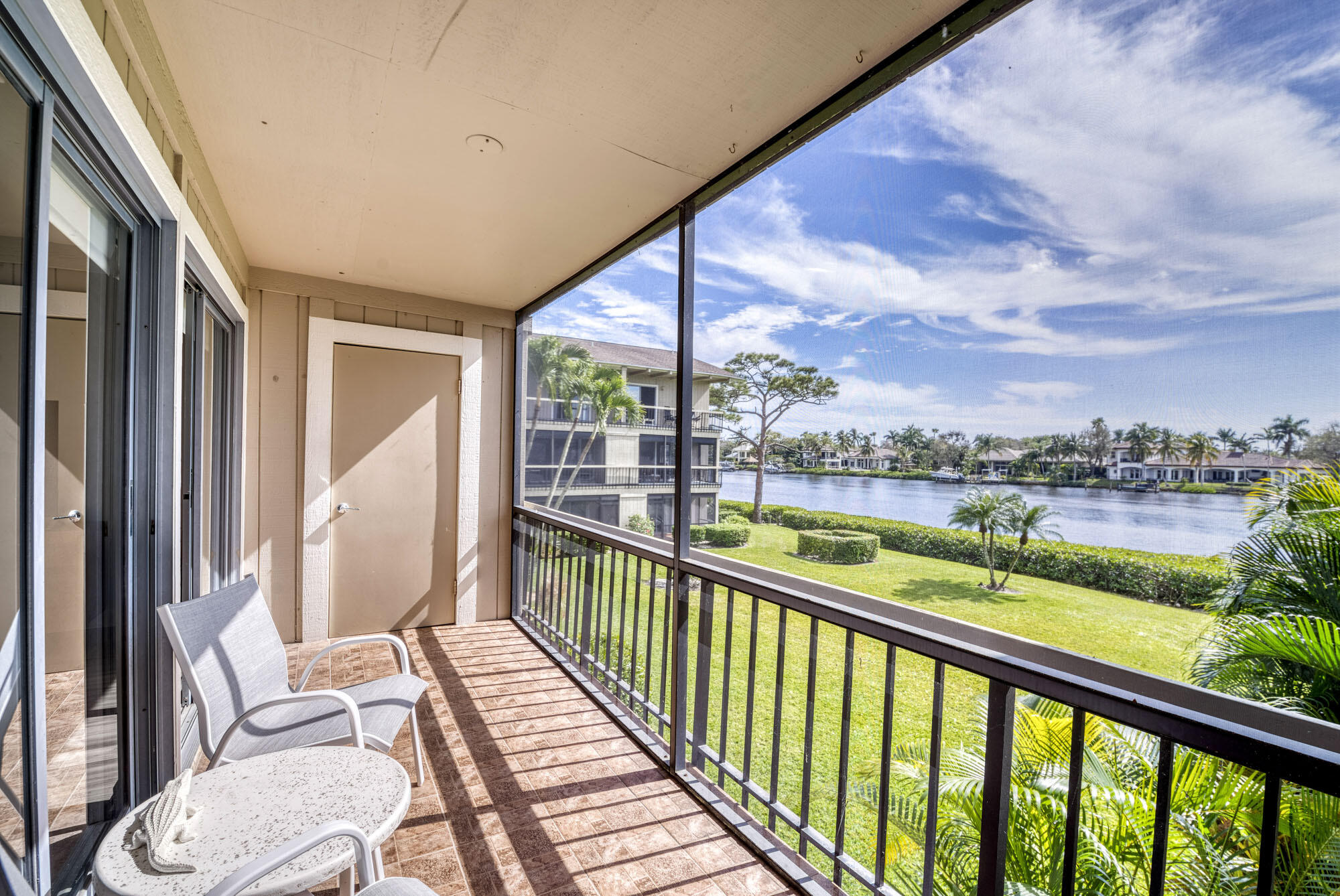 9160 Southeast Riverfront Terrace, Unit L Jupiter, FL 33469 - Photo 17 of 30 025