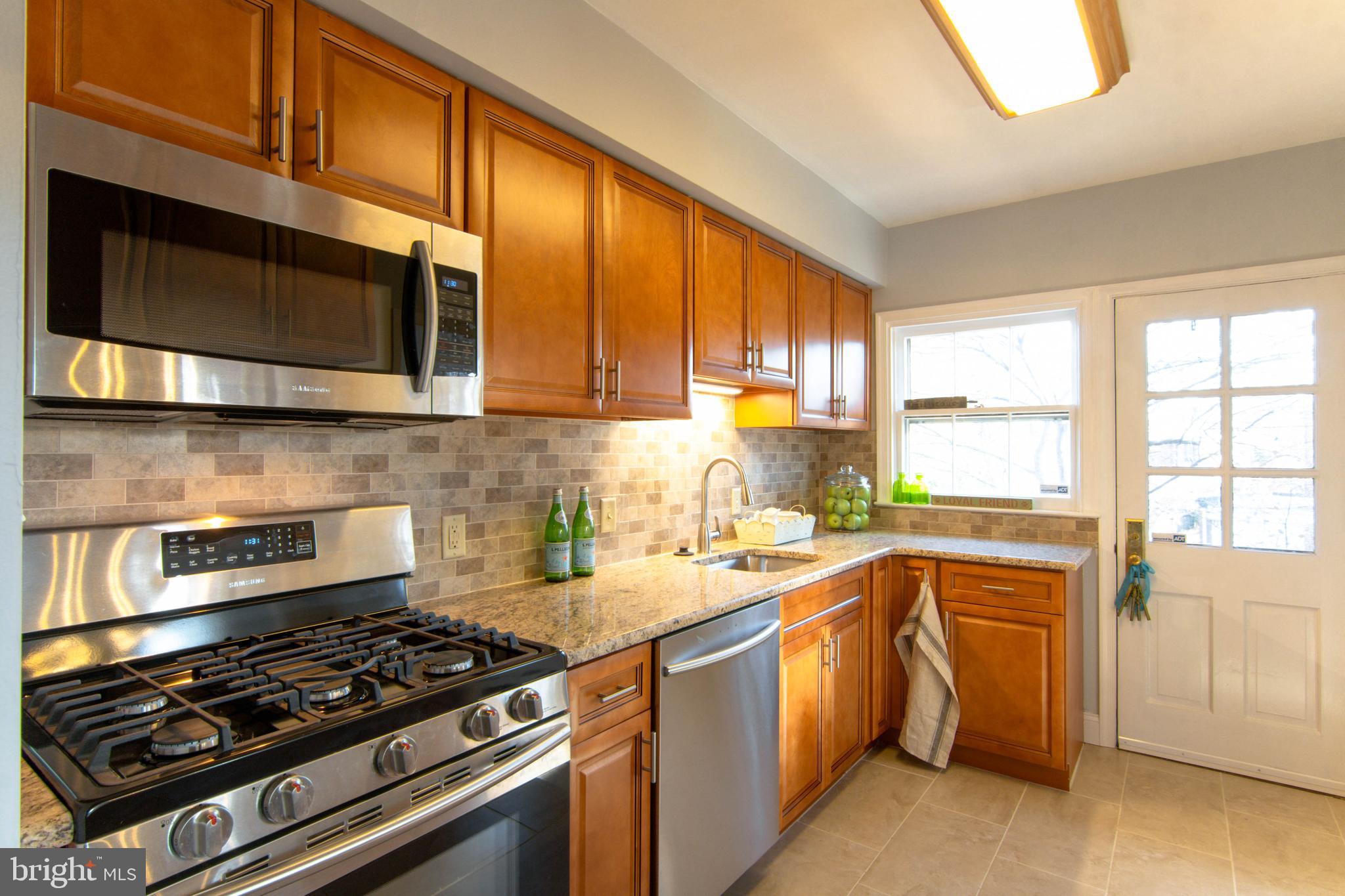 4219 Eastview Road Baltimore, MD 21218 - Photo 13 of 43 Gallery Image 13