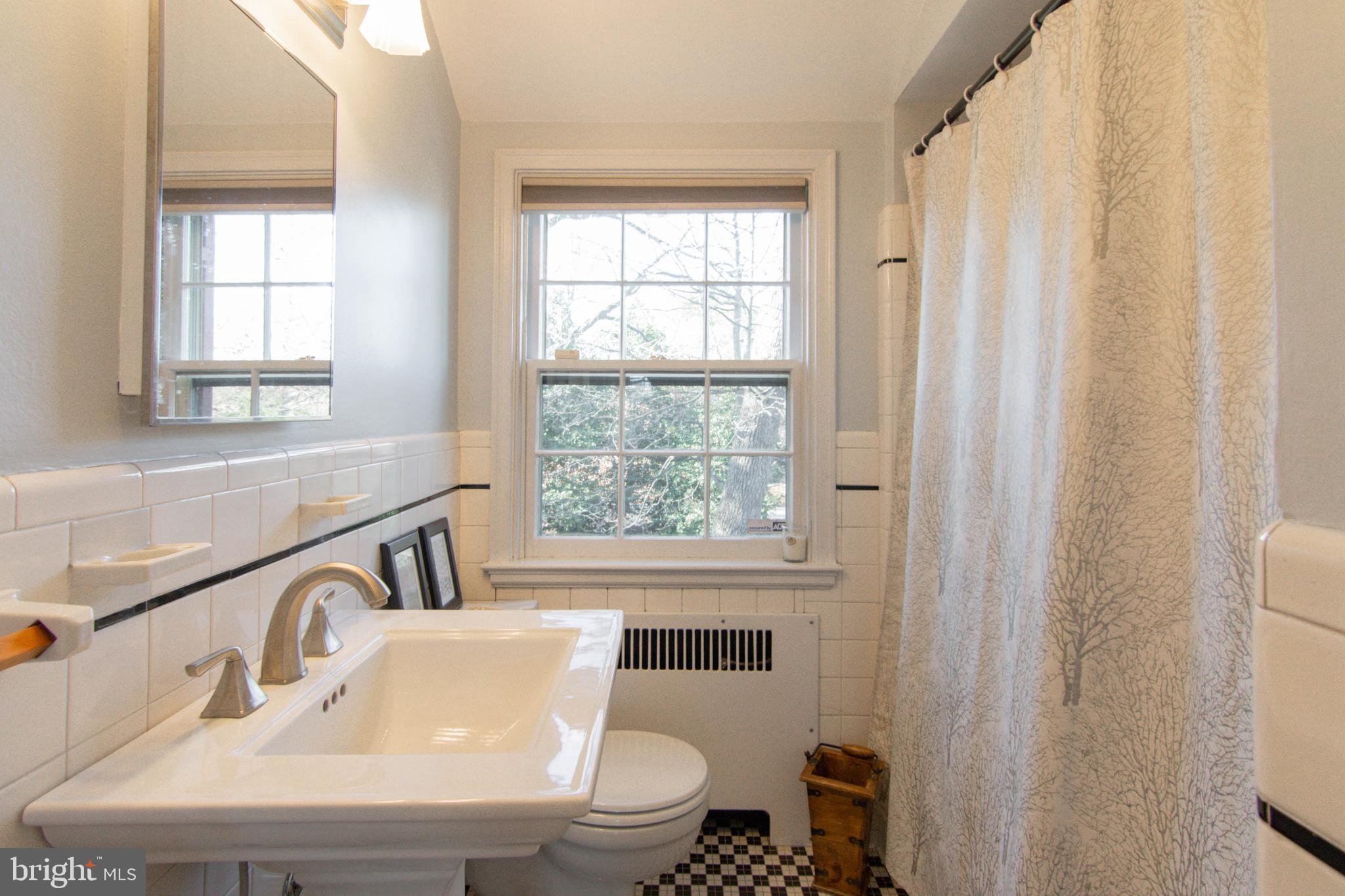 4219 Eastview Road Baltimore, MD 21218 - Photo 32 of 43 Gallery Image 32