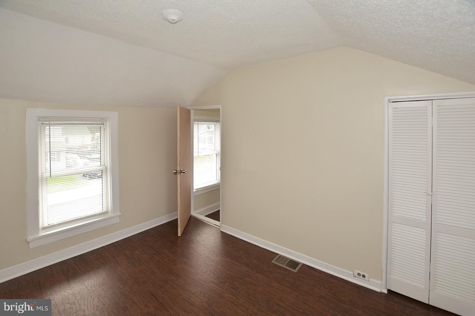 7336 Manchester Road Dundalk, MD 21222 - Photo 17 of 28
