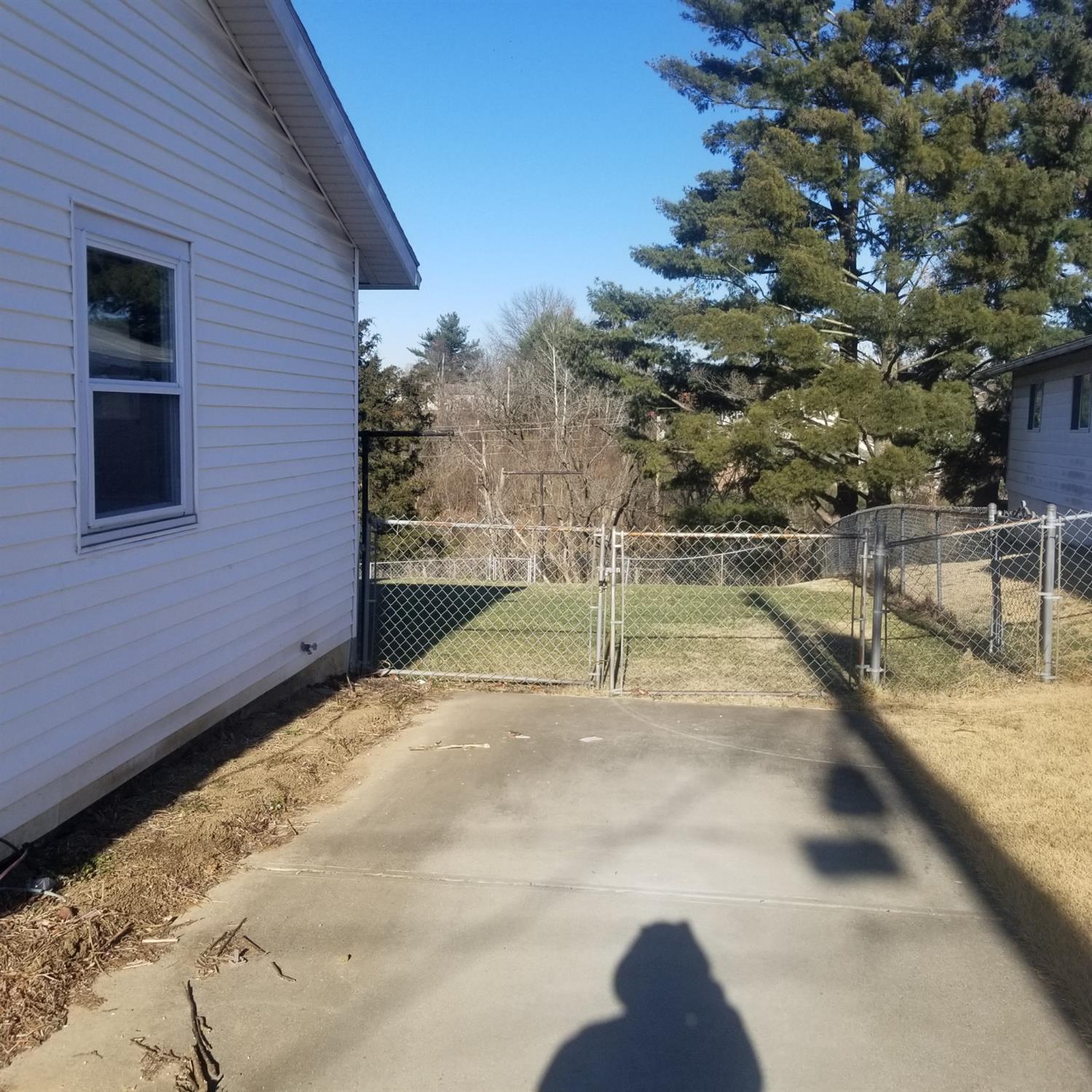 723 Randy Avenue Lawrenceburg, IN 47025 - Photo 2 of 14 Gallery Image 2