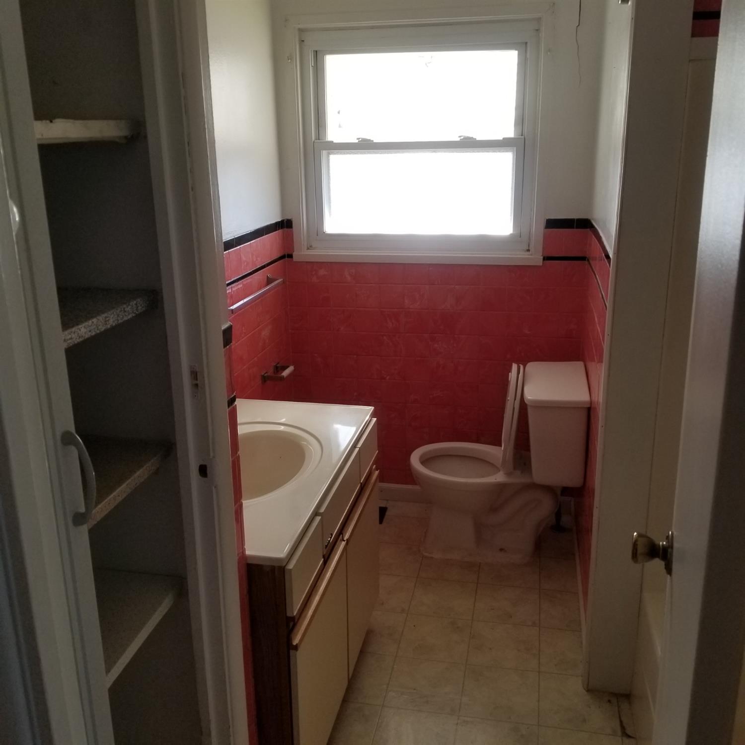 723 Randy Avenue Lawrenceburg, IN 47025 - Photo 10 of 14 Gallery Image 10