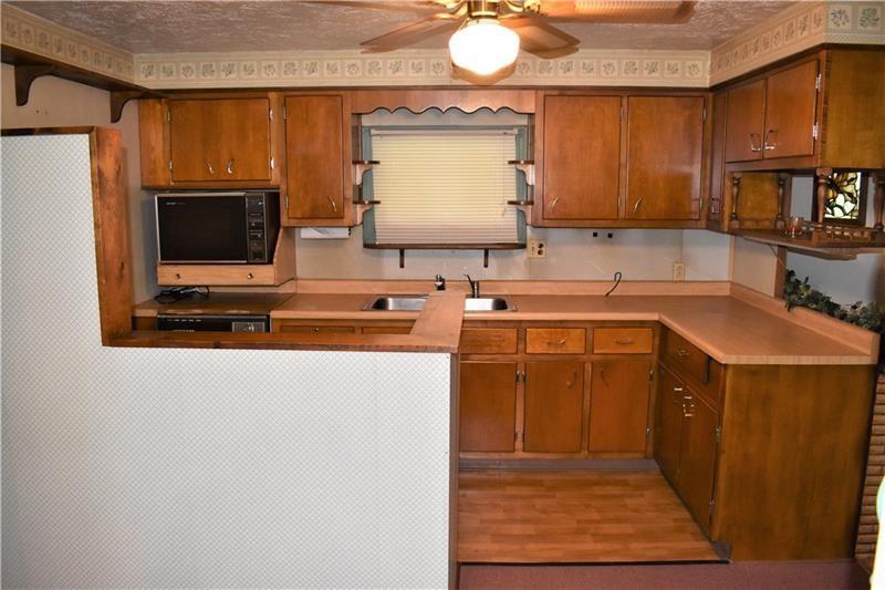 2270 Guffey Road North Huntingdon, PA 15642 - Photo 5 of 16 Gallery Image 5