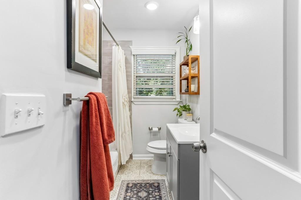 1879 Long Drive Decatur, GA 30032 - Photo 21 of 28 Gallery Image 21
