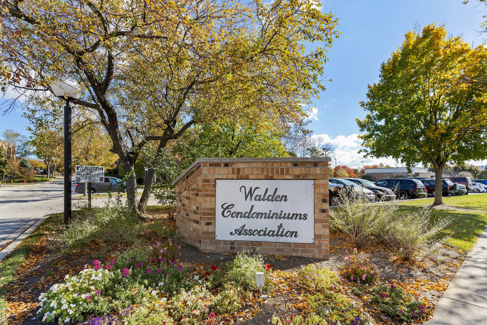 1912 Prairie Square, Unit 209A Schaumburg, IL 60173 - Photo 23 of 26 a sign on the side of a building