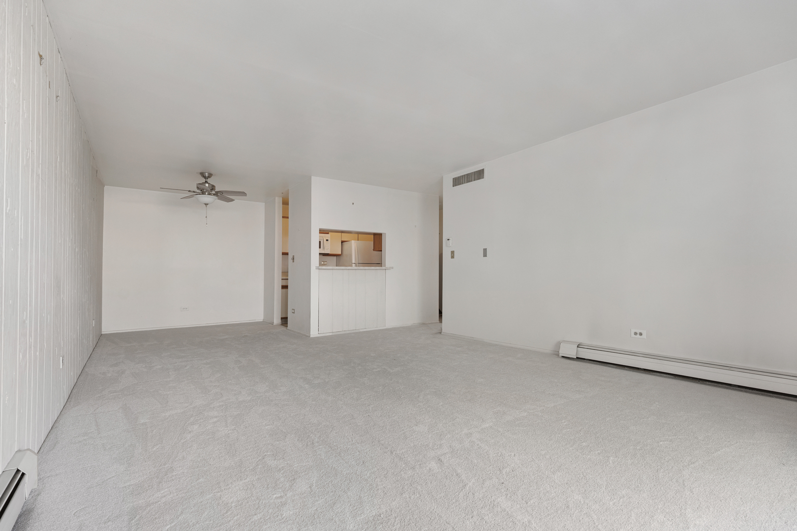 1912 Prairie Square, Unit 209A Schaumburg, IL 60173 - Photo 5 of 26 an empty room with a empty space