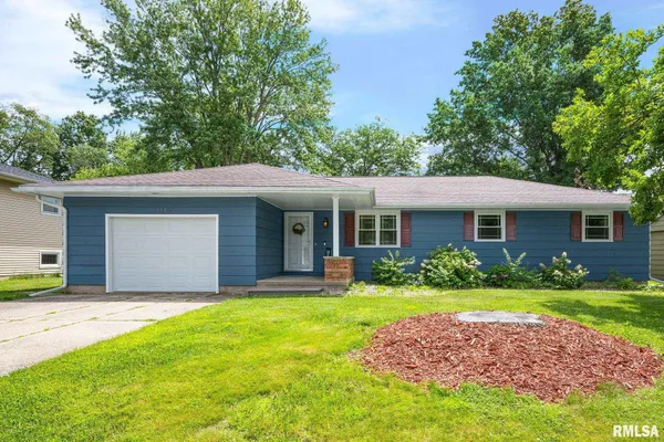 $165,000 | 1142 Stacy Lane, Macomb, IL 61455