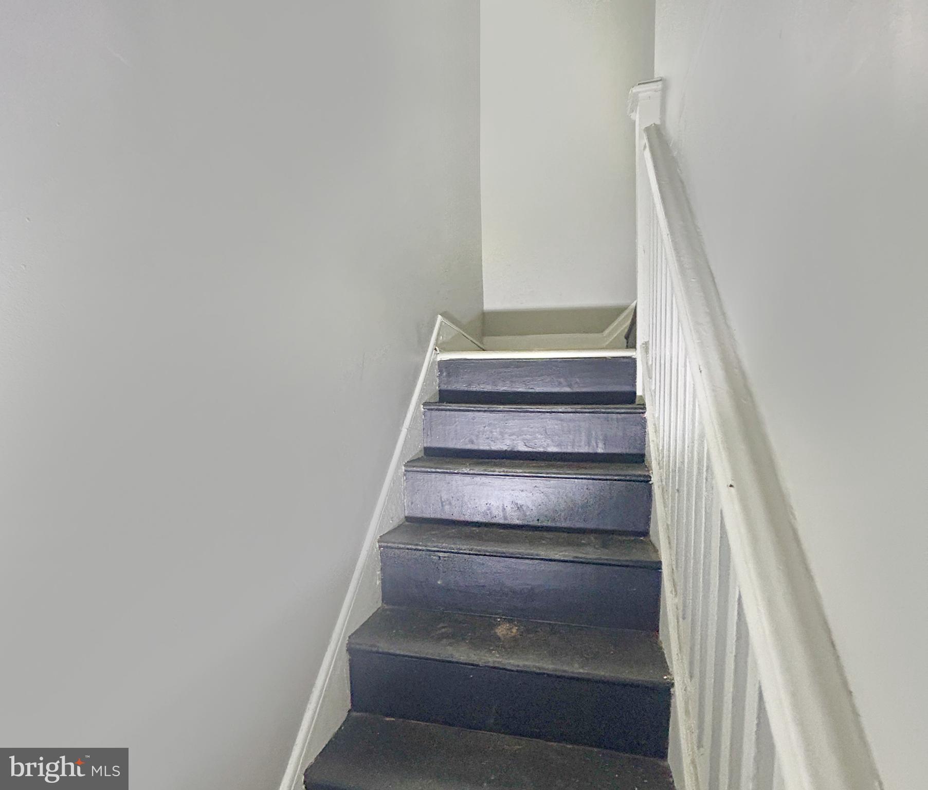 3505 Virginia Avenue Baltimore, MD 21215 - Photo 6 of 11 stairs to upper level