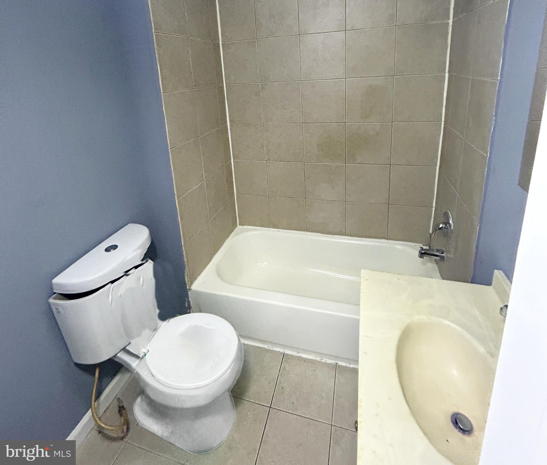 3505 Virginia Avenue Baltimore, MD 21215 - Photo 9 of 11 bathroom