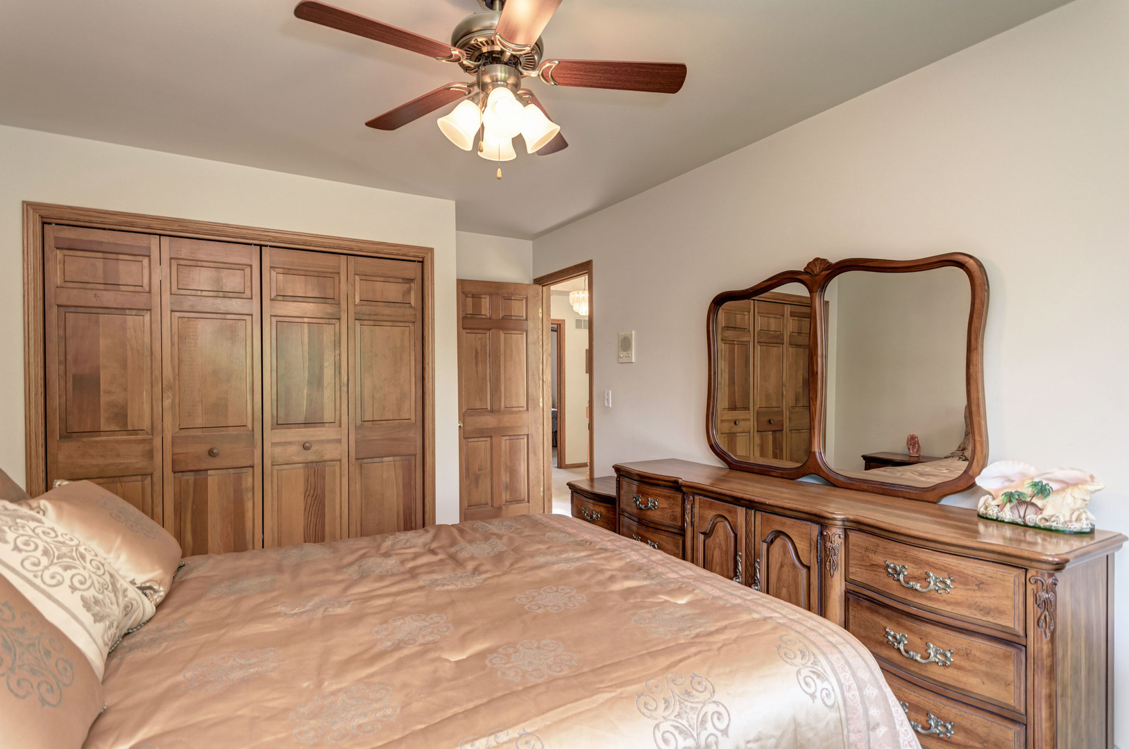 1207 Surrey Road Addison, IL 60101 - Photo 26 of 36
