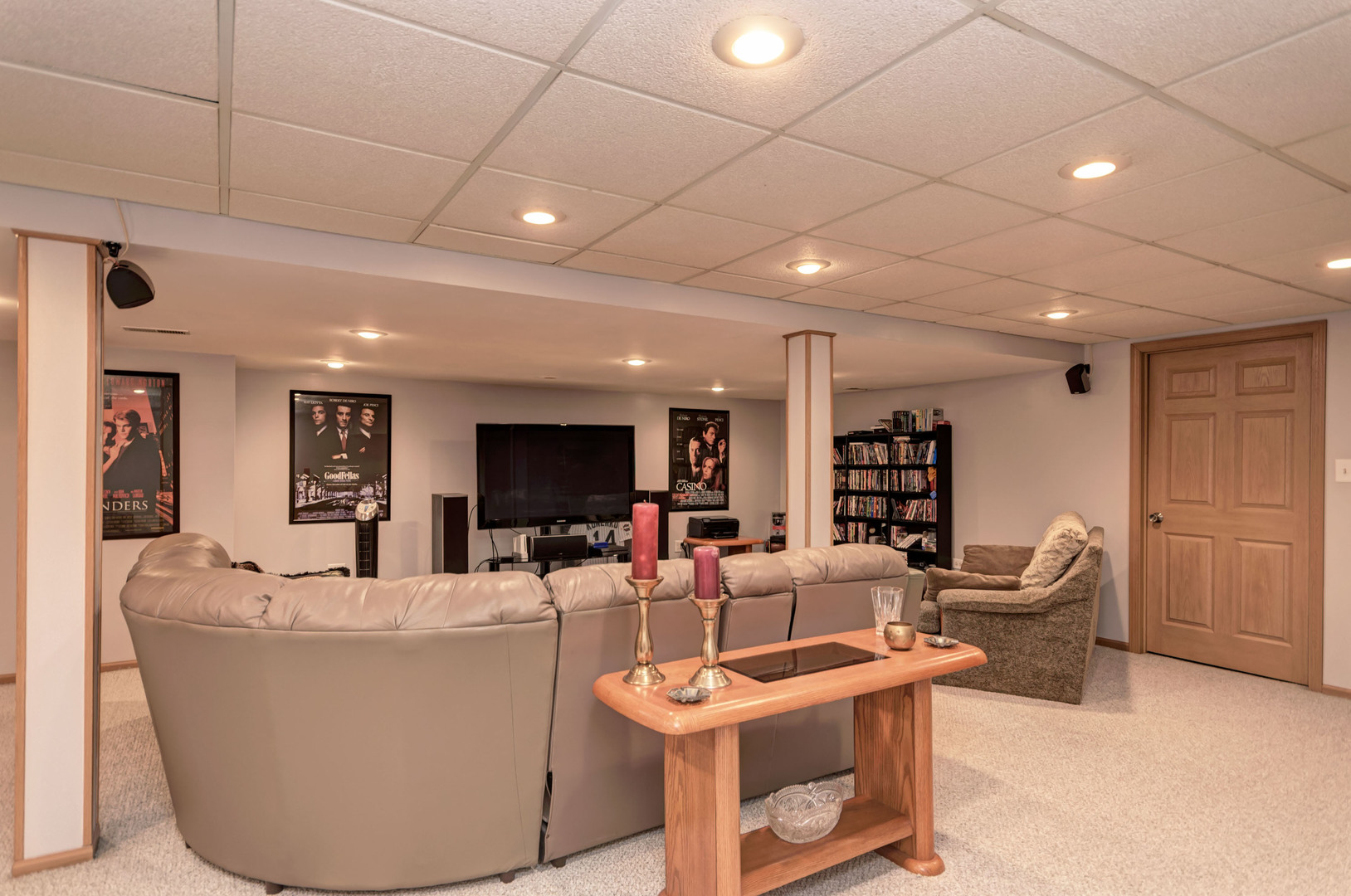 1207 Surrey Road Addison, IL 60101 - Photo 29 of 36