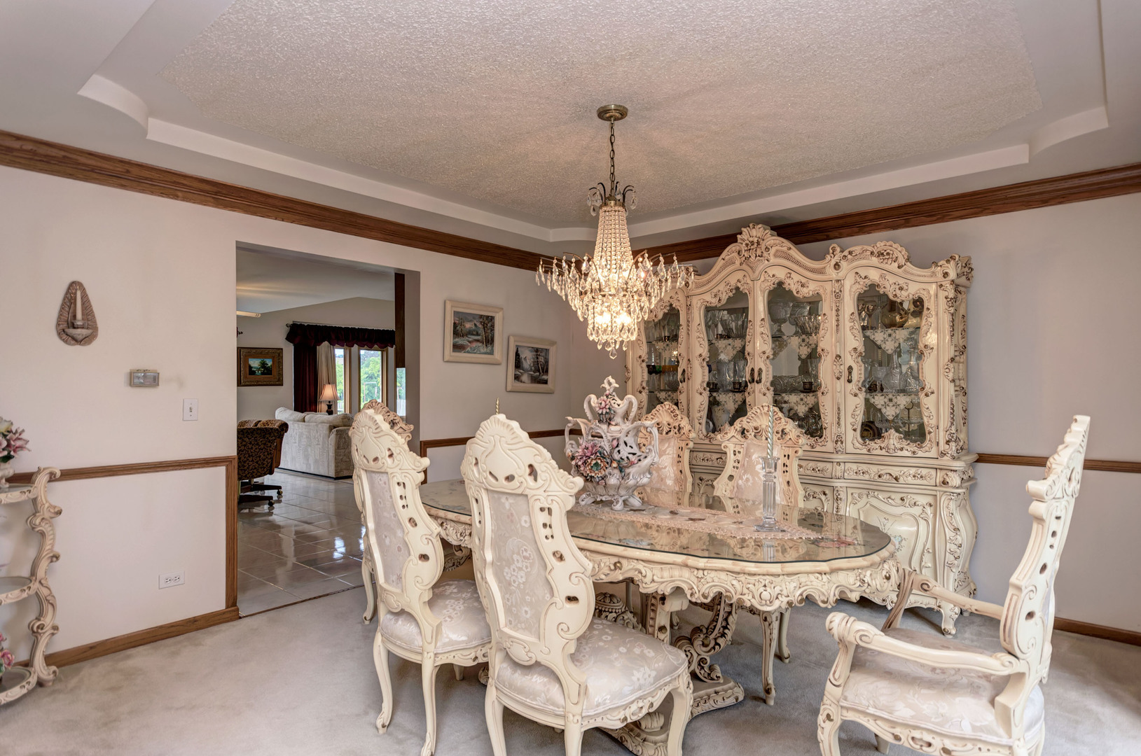 1207 Surrey Road Addison, IL 60101 - Photo 5 of 36