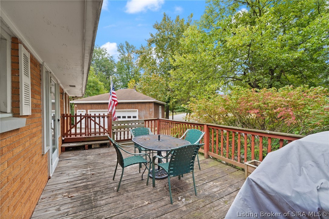 614 Lynn Road New Albany, IN 47150 - Photo 8 of 50 Gallery Image 8