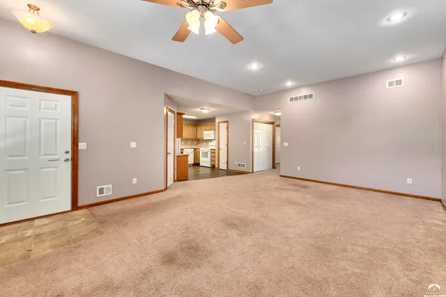 $250,000 | 15628 Landauer Circle, Basehor, KS 66007