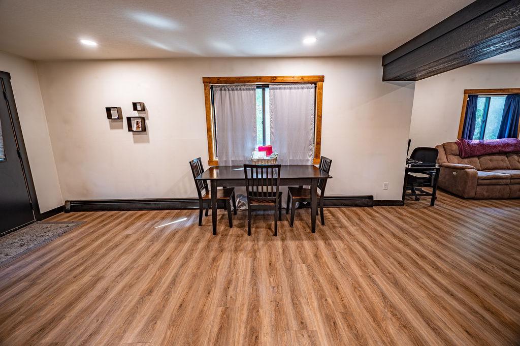 616 Hilton Street Prescott, WI 54021 - Photo 5 of 23 Gallery Image 5