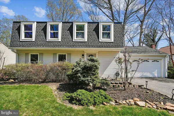 $625,000 | 15803 Edgewood Drive, Dumfries, VA 22025