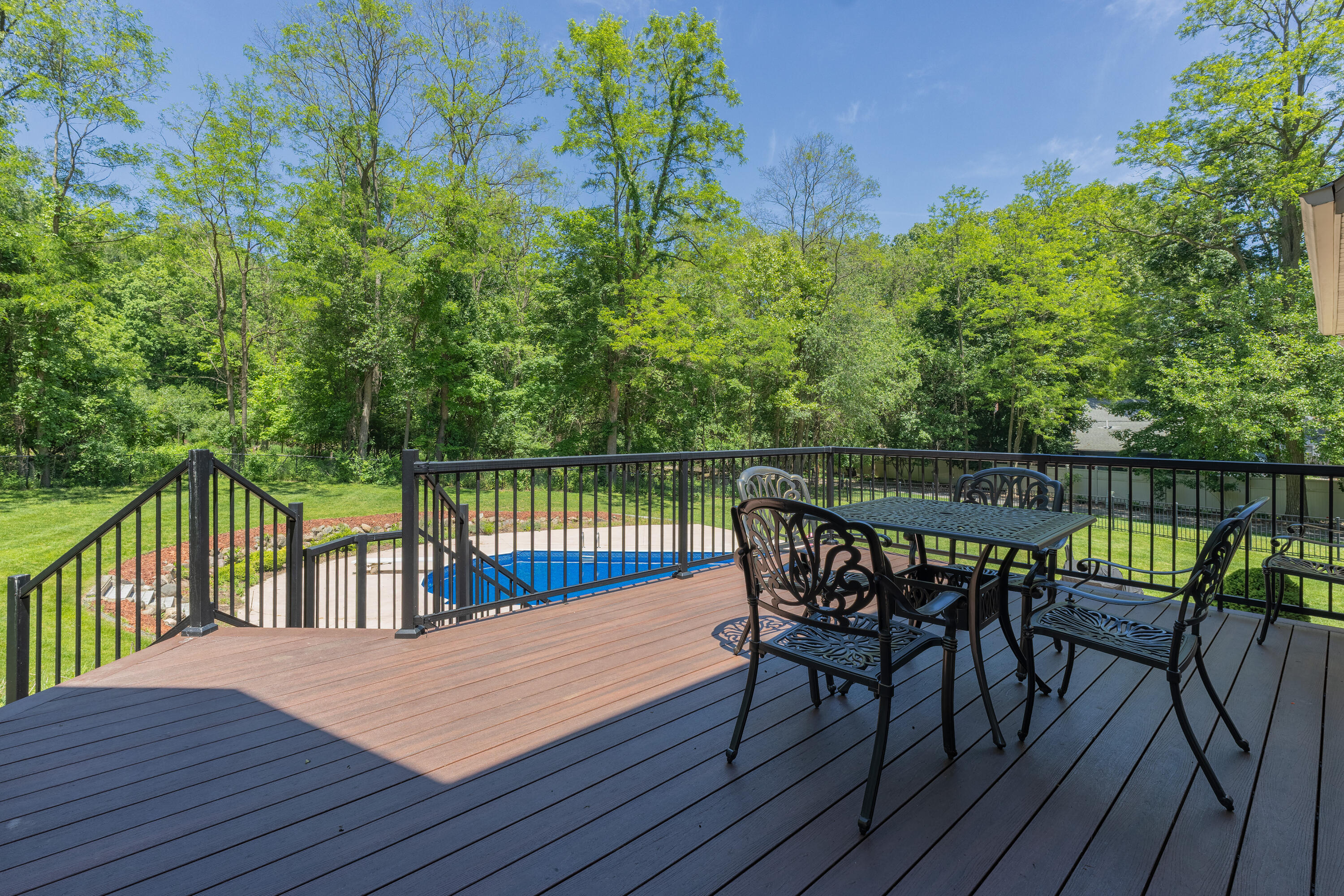 1722 West Kilgore Road Kalamazoo, MI 49008 - Photo 15 of 54 Kilgore_1722_Exterior (8)