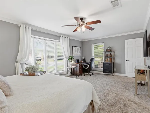 $469,000 | 205 Circleview Drive North, Hurst, TX 76054