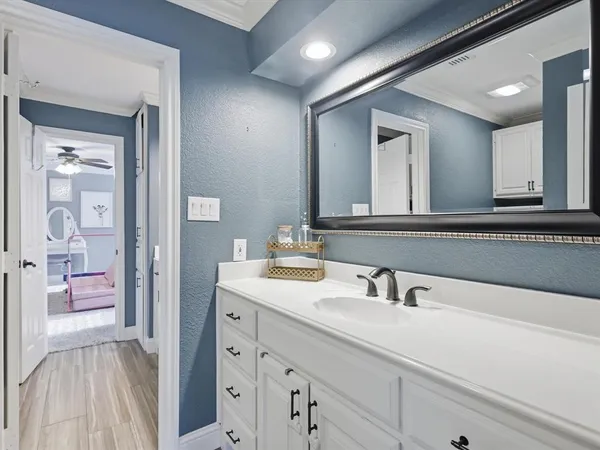 $469,000 | 205 Circleview Drive North, Hurst, TX 76054