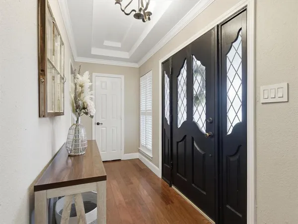$469,000 | 205 Circleview Drive North, Hurst, TX 76054