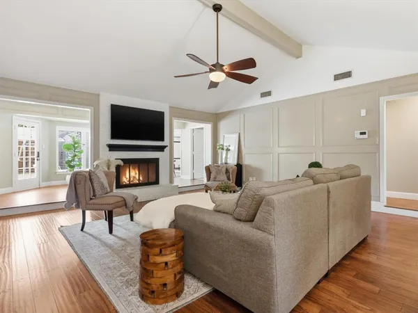 $469,000 | 205 Circleview Drive North, Hurst, TX 76054
