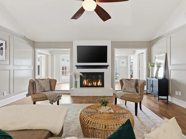 $469,000 | 205 Circleview Drive North, Hurst, TX 76054