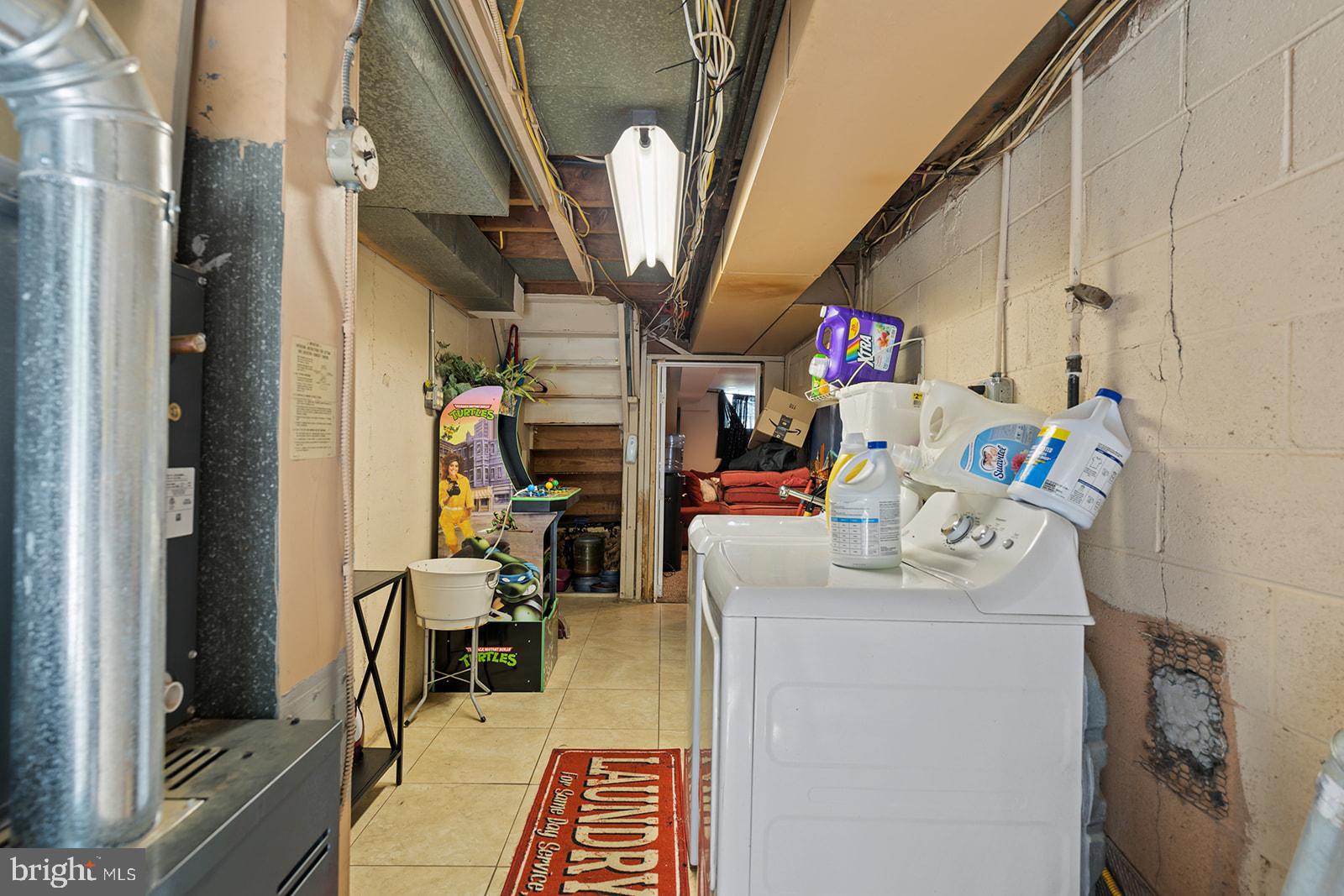 2874 Tolbut Street Philadelphia, PA 19136 - Photo 18 of 32
