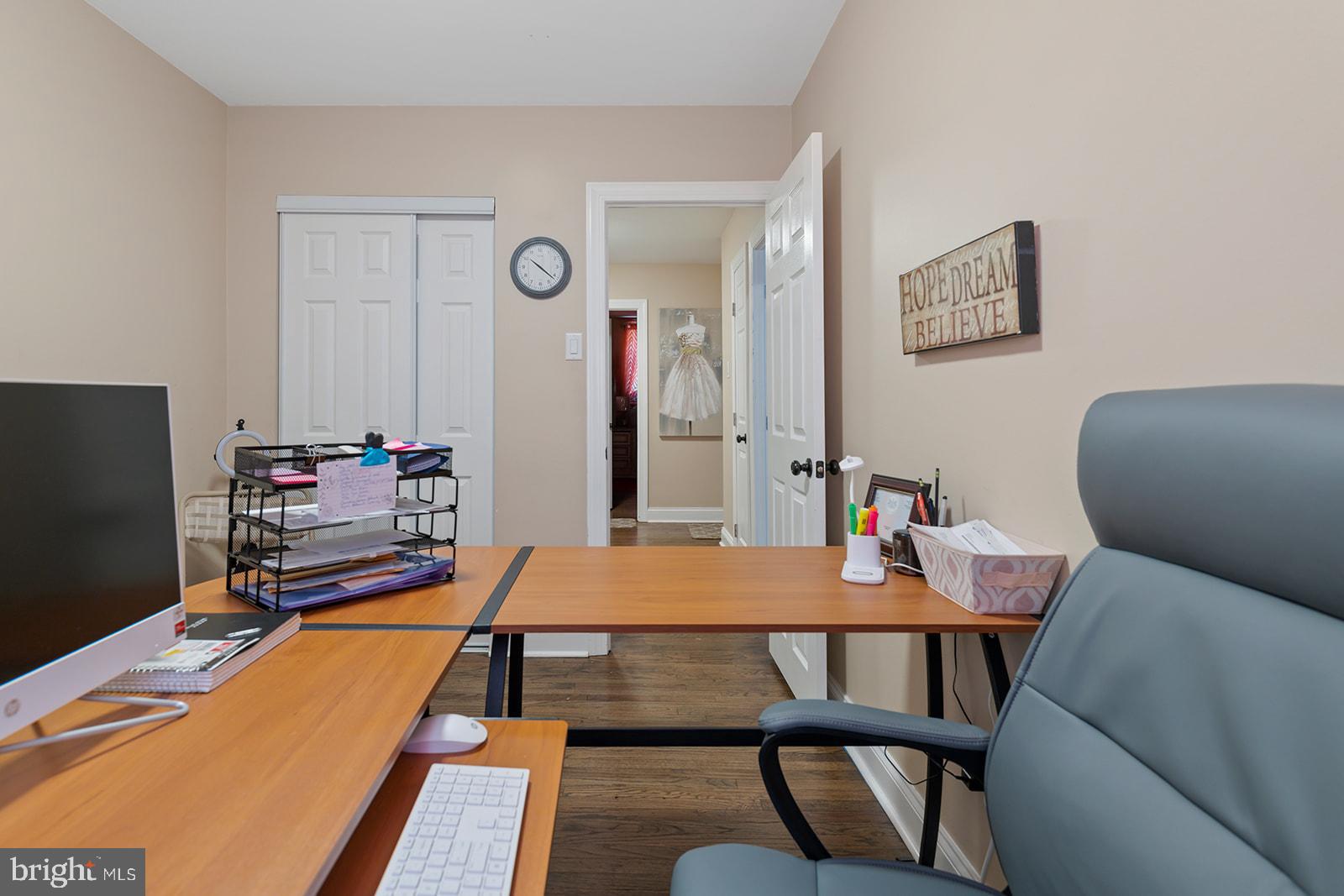 2874 Tolbut Street Philadelphia, PA 19136 - Photo 21 of 32